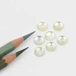 Green amethyst and mother of pearl round cabochon 8mm