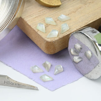 Green amethyst and mother of pearl kite cut 4.5mm x 7mm