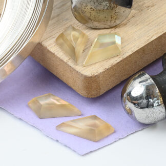 Champagne quartz and mother of pearl kite cut 10mm x 17mm